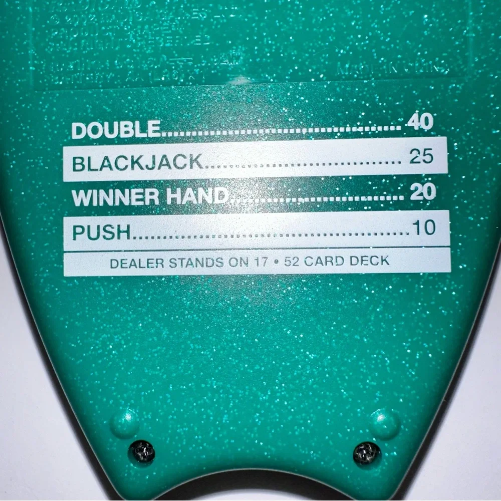 Radica Pocket Blackjack 21 Handheld Electronic Game 2002 – Works Great!
